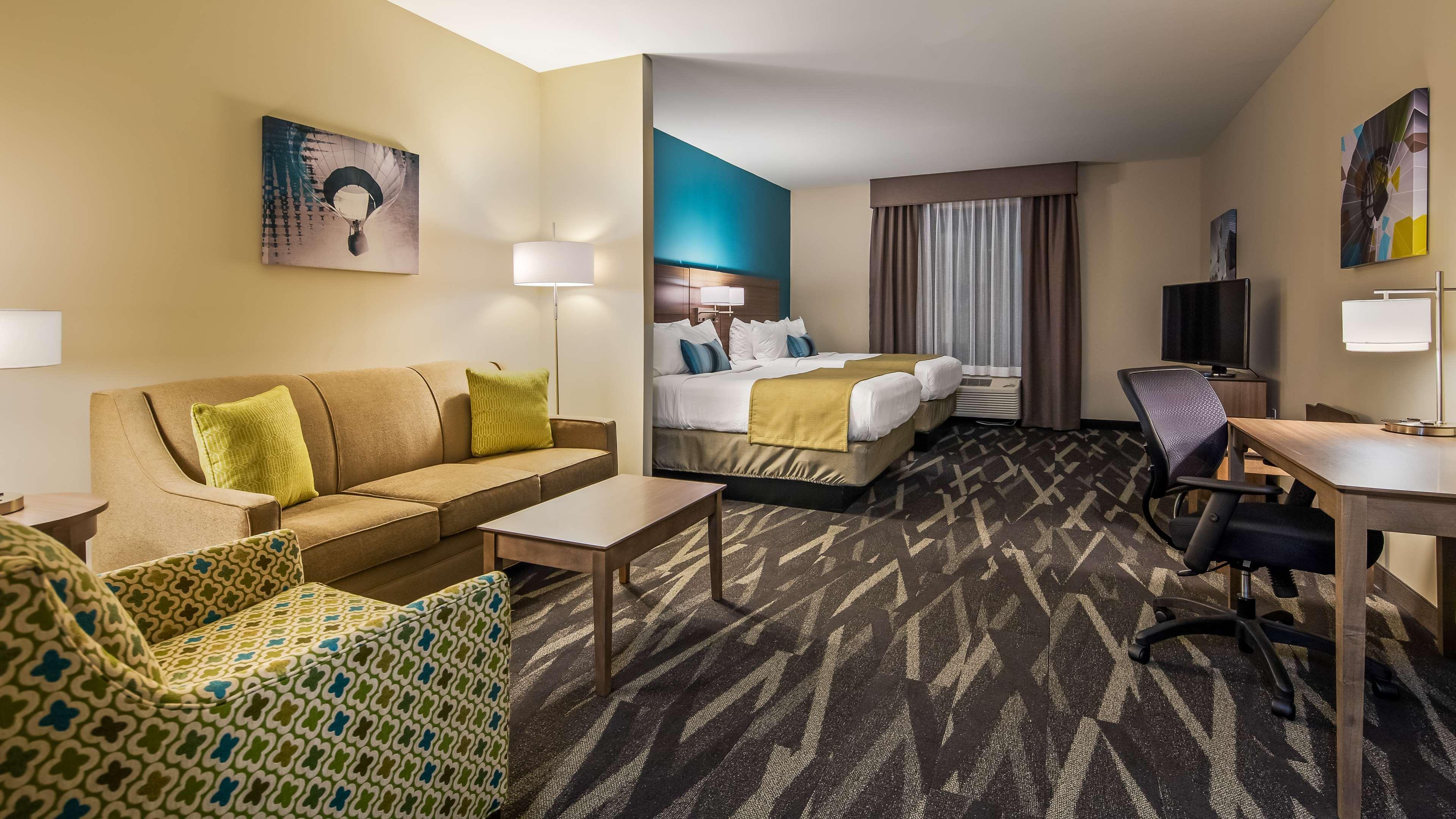 Best Western Plus Centralia Hotel & Suites Exterior foto